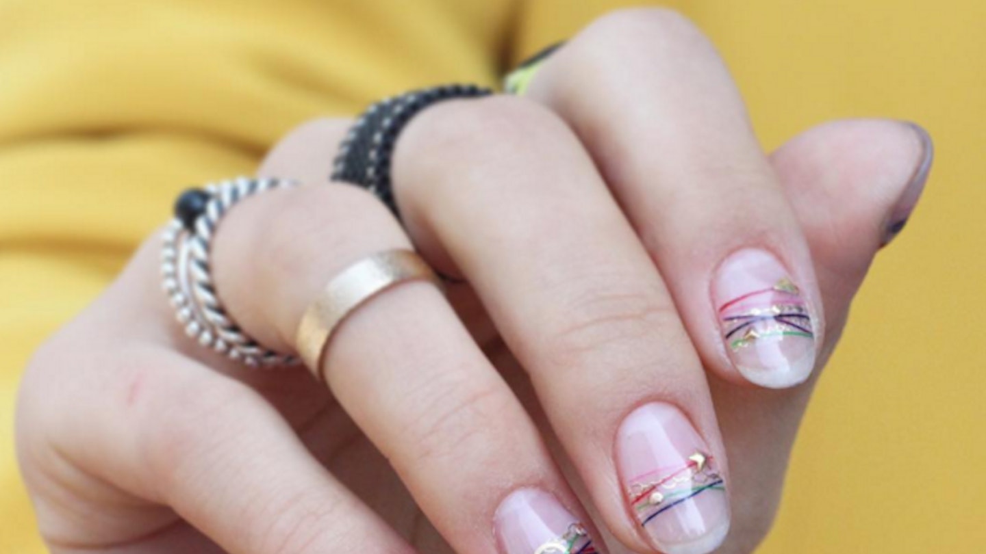 bracelet nails trend